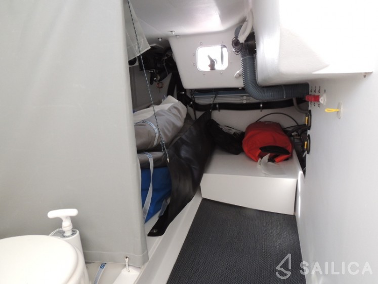 Pogo 30 - Yacht Charter Sailica