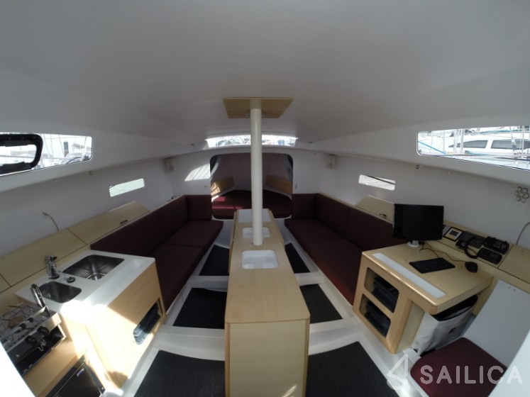 Pogo 30 - Yacht Charter Sailica