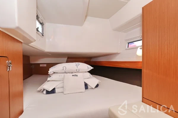 Bavaria 41 Cruiser - Yacht Charter Sailica