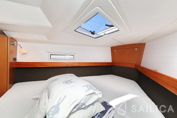 Bavaria 41 Cruiser - Yacht Charter Sailica