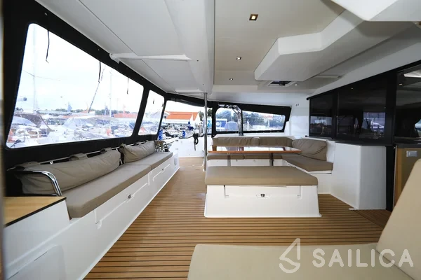 Saona 47 - Photo #81 Saona 47 - Yacht Charter Sailica