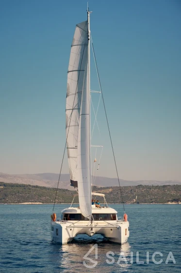Lagoon 46  - Photo #37 Lagoon 46  - Yacht Charter Sailica