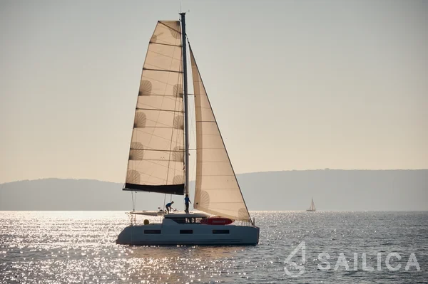 Lagoon 46  - Photo #44 Lagoon 46  - Yacht Charter Sailica