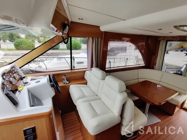 Antares 13.80 - Yacht Charter Sailica