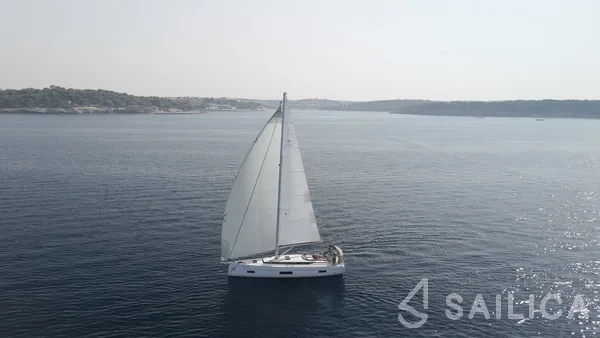 Bavaria C45 Style - Yacht Charter Sailica