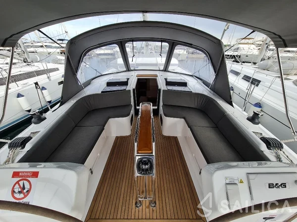 Hanse 458 - Yacht Charter Sailica