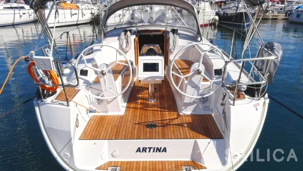 Bavaria 34 Cruiser - Yacht Charter Sailica