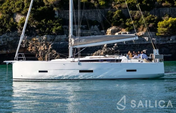 Dufour 430 Grand Large - Yacht Charter Sailica