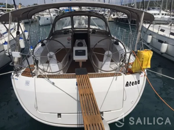 Bavaria 37 Cruiser - Yacht Charter Sailica