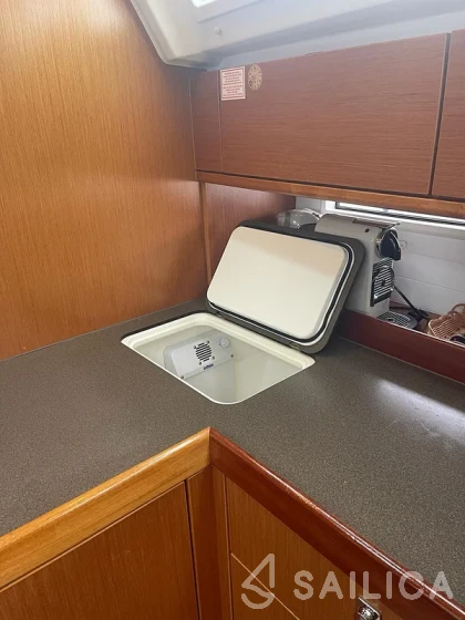 Bavaria 46 Cruiser - Yacht Charter Sailica