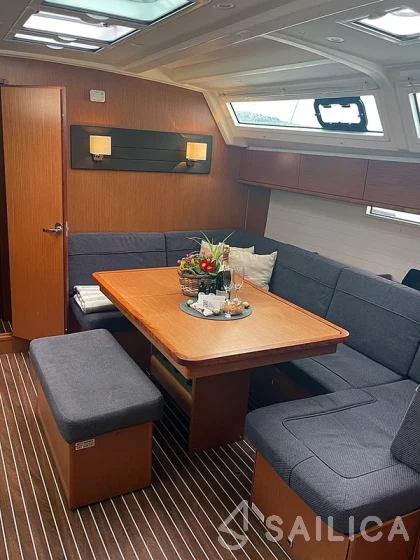 Bavaria 46 Cruiser - Yacht Charter Sailica
