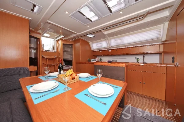 Bavaria 46 Cruiser - Yacht Charter Sailica