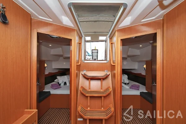 Bavaria 46 Cruiser - Yacht Charter Sailica