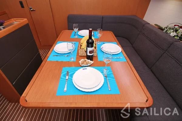 Bavaria 46 Cruiser - Yacht Charter Sailica