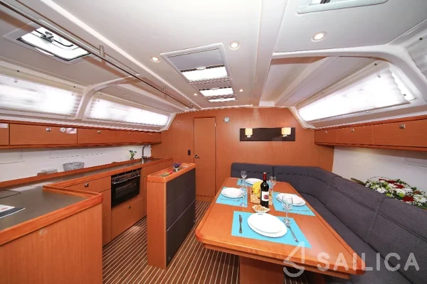 Bavaria 46 Cruiser - Yacht Charter Sailica