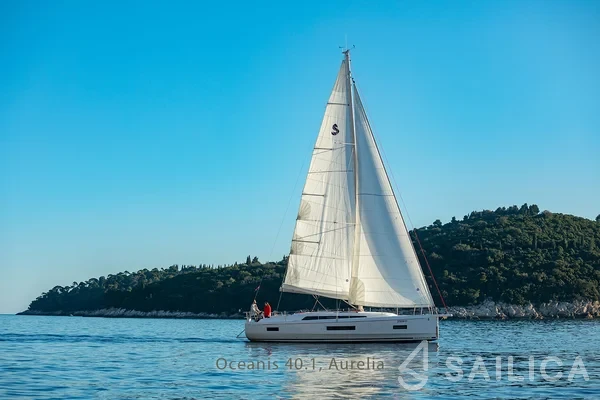 Oceanis 40.1 - Yacht Charter Sailica