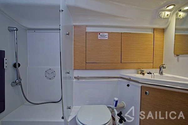 Elan 444 Impression - Yacht Charter Sailica