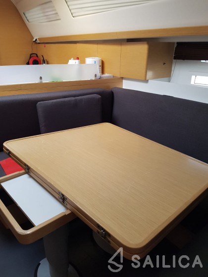 Elan 444 Impression - Yacht Charter Sailica