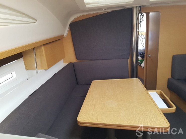 Elan 444 Impression - Yacht Charter Sailica