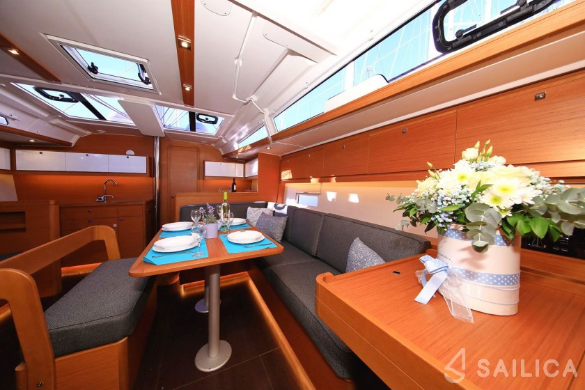 Dufour 430 - Yacht Charter Sailica