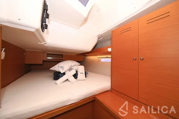 Dufour 430 - Yacht Charter Sailica