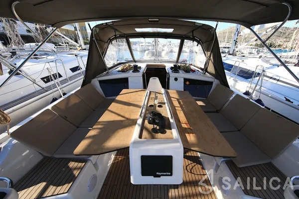 Dufour 430 - Yacht Charter Sailica
