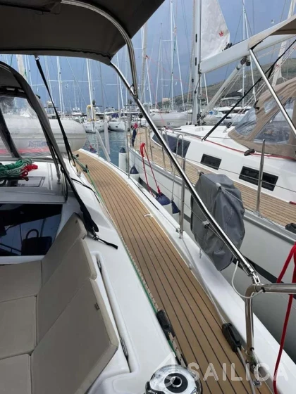 Dufour 430 - Yacht Charter Sailica