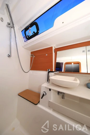 Dufour 430 - Yacht Charter Sailica