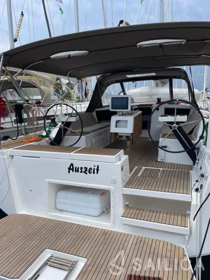 Dufour 430 - Yacht Charter Sailica