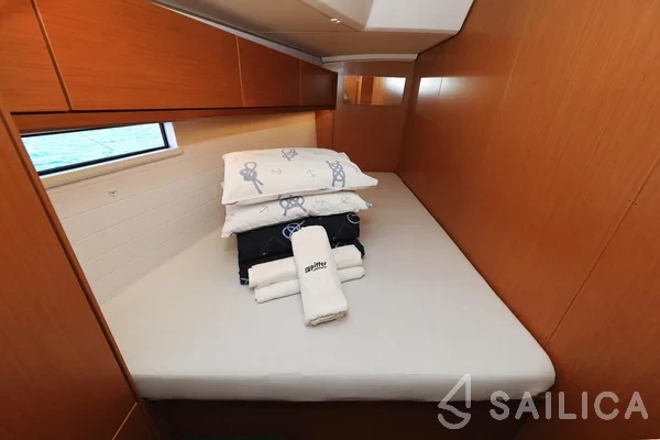 Bavaria 46 Cruiser - Yacht Charter Sailica