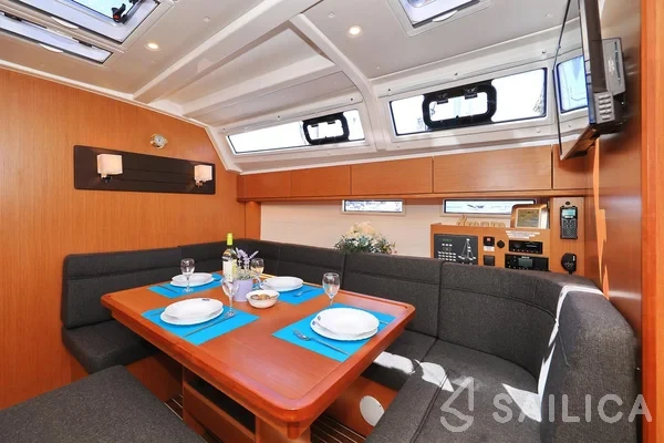 Bavaria 46 Cruiser - Yacht Charter Sailica