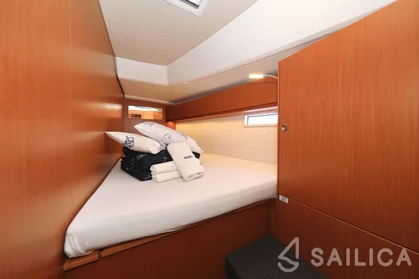 Bavaria 46 Cruiser - Yacht Charter Sailica