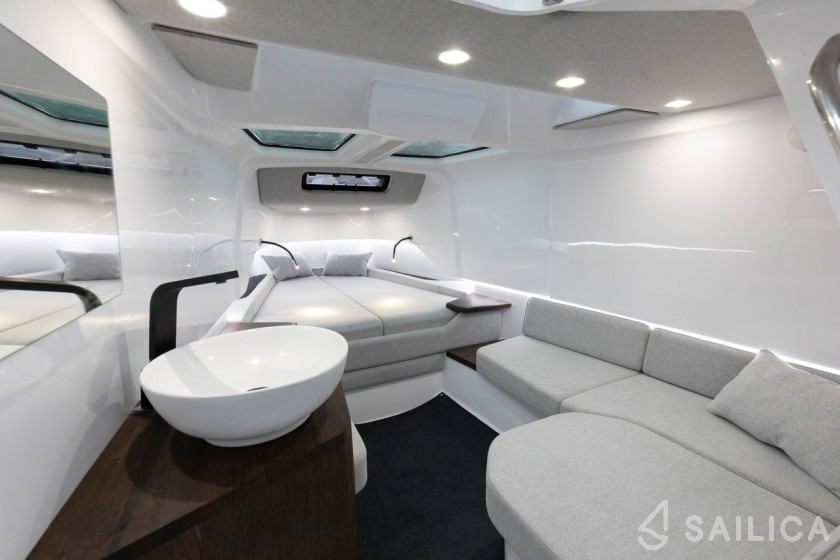 Axopar 37 - Yacht Charter Sailica