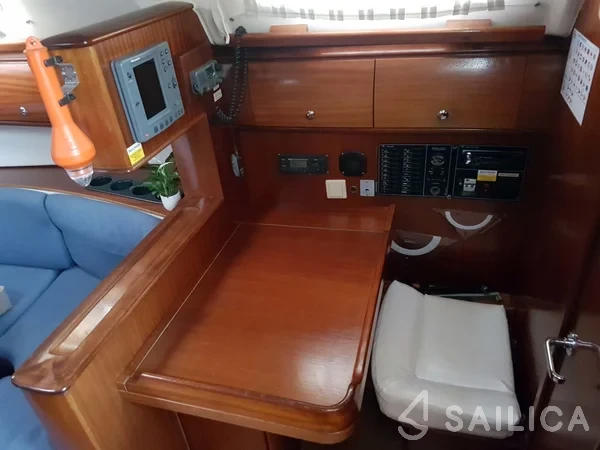Bavaria 41 Cruiser - Yacht Charter Sailica