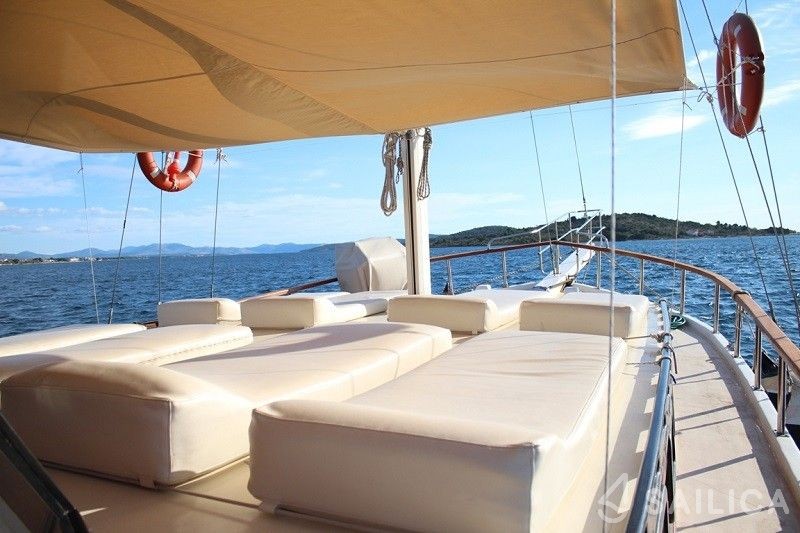 Gulet - Yacht Charter Sailica