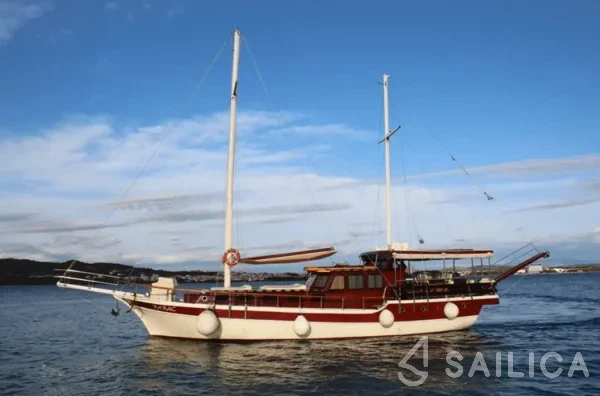 Gulet - Yacht Charter Sailica