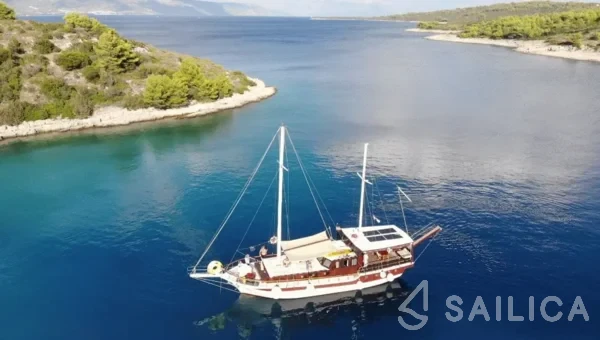 Gulet - Yacht Charter Sailica
