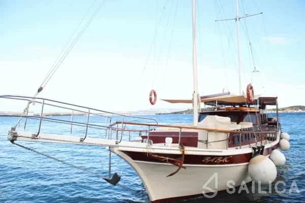 Gulet - Yacht Charter Sailica