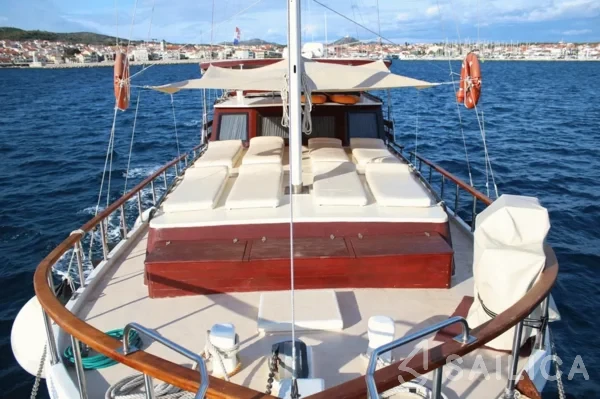 Gulet - Yacht Charter Sailica