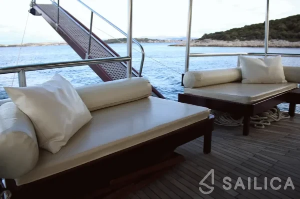 Gulet - Yacht Charter Sailica