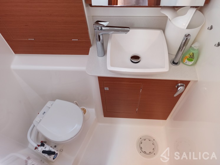 Dufour 460 GL - Yacht Charter Sailica