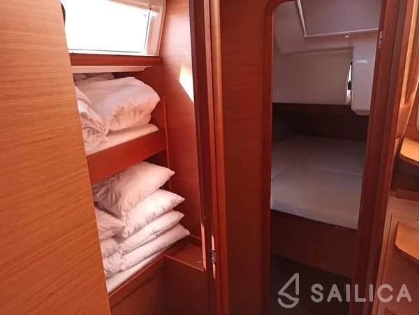 Dufour 460 GL - Yacht Charter Sailica