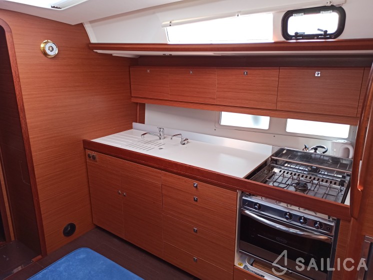 Dufour 460 GL - Yacht Charter Sailica