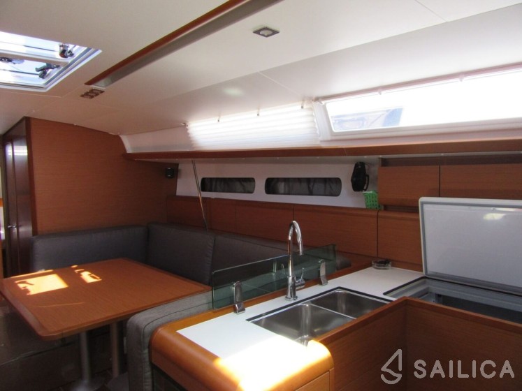 Sun Odyssey 449 - Yacht Charter Sailica