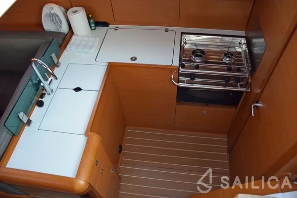 Sun Odyssey 449 - Yacht Charter Sailica