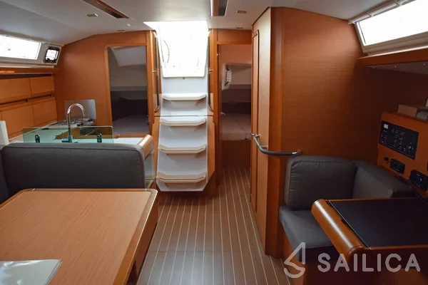 Sun Odyssey 449 - Yacht Charter Sailica