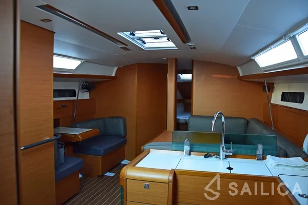 Sun Odyssey 449 - Yacht Charter Sailica