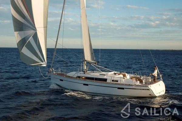Bavaria 41 Cruiser - Yacht Charter Sailica