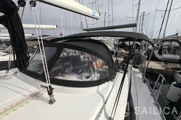 Bavaria 46 Cruiser - Yacht Charter Sailica