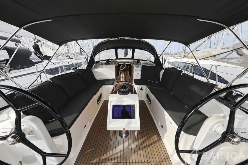Bavaria 46 Cruiser - Yacht Charter Sailica